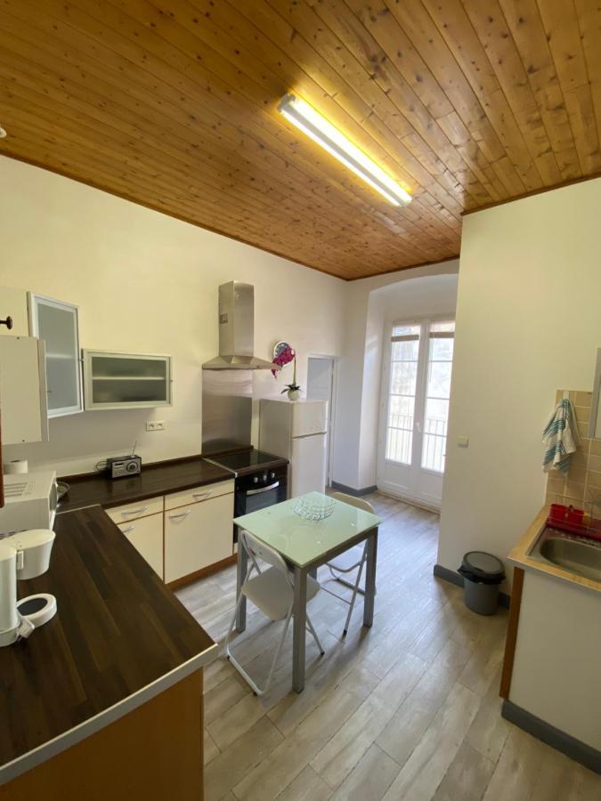 Appartement Climatise,Idealement Situe 100M Du Vieux Port. バスティア エクステリア 写真