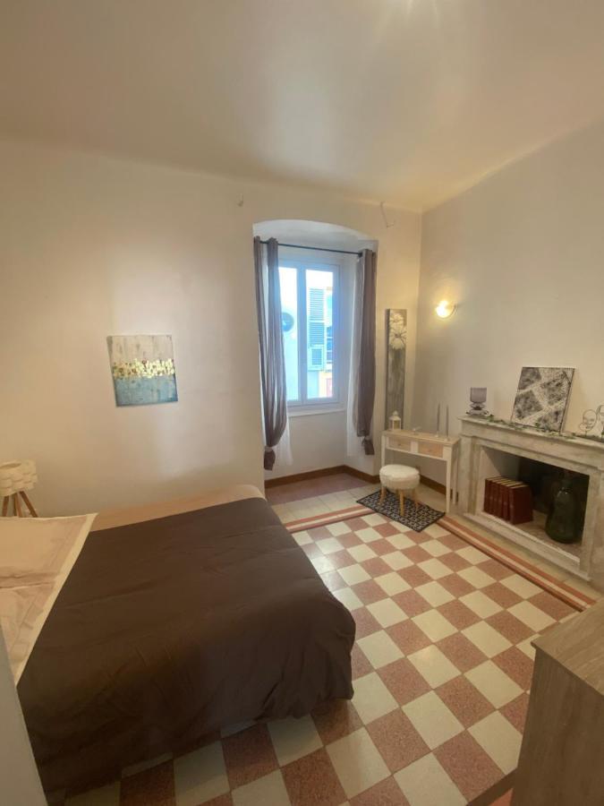 Appartement Climatise,Idealement Situe 100M Du Vieux Port. バスティア エクステリア 写真
